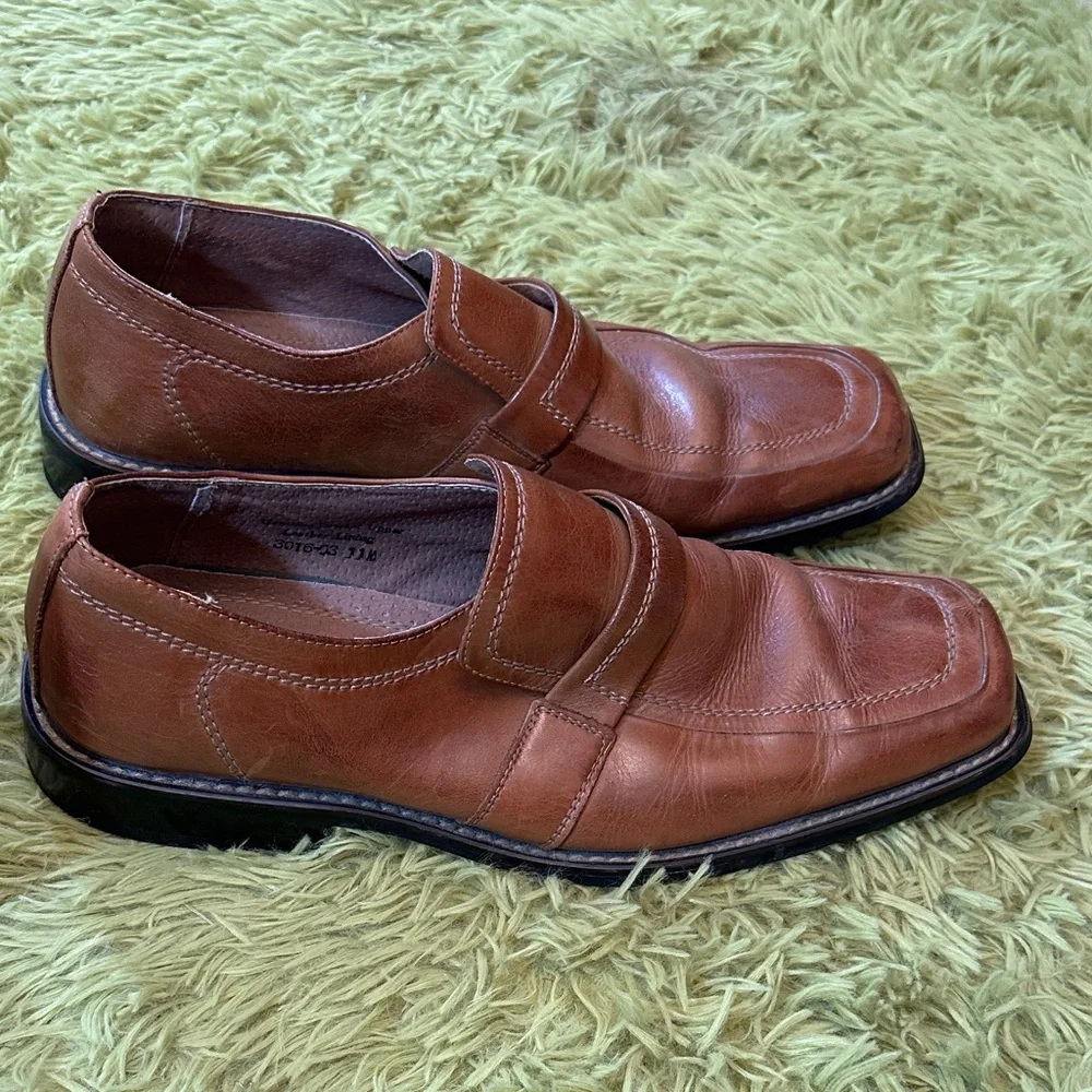 Brown Leather Slip-On Loafers Men’s Classic Dress Casual Shoes Size 11